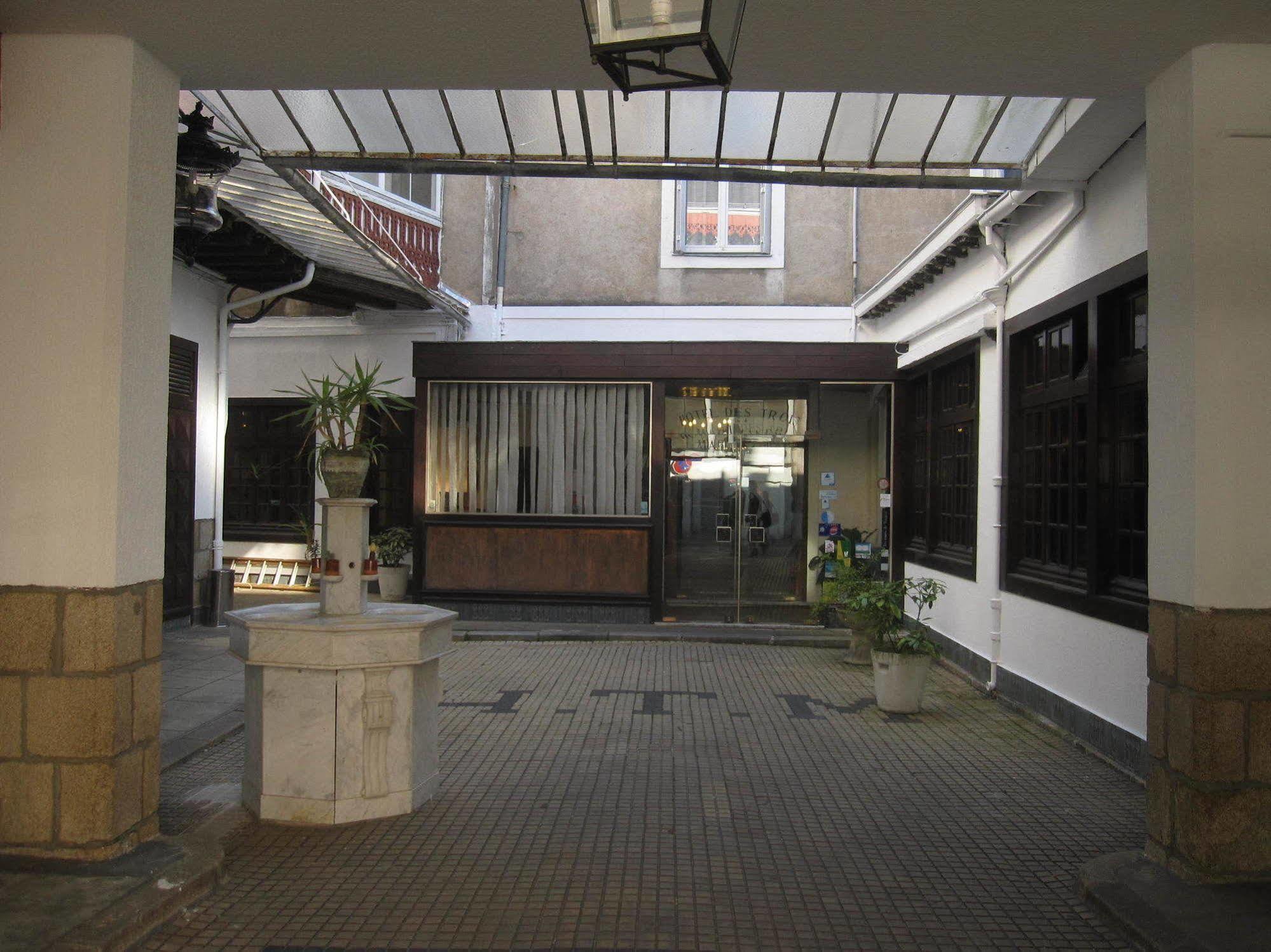 Hotel Des 3 Marchands Nantes Exterior photo